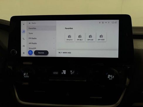 Used 2024 Toyota Grand Highlander XLE image 22