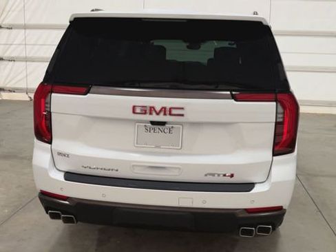 New 2026 GMC Yukon XL AT4 Ultimate AWD/4WD image 8