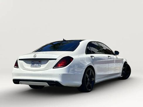 Used 2015 Mercedes-Benz S 550 Sedan image 2