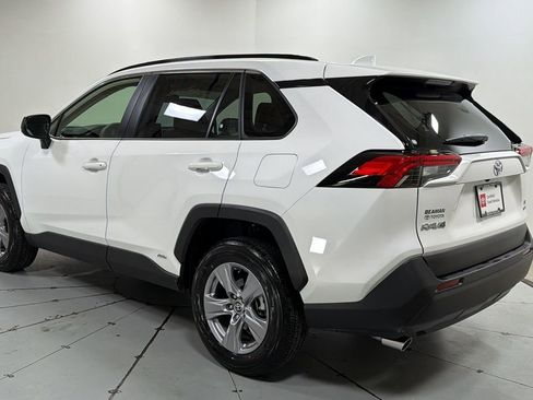 Certified 2025 Toyota RAV4 LE image 7