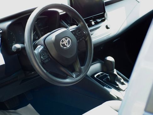 Used 2024 Toyota Corolla LE FWD image 20