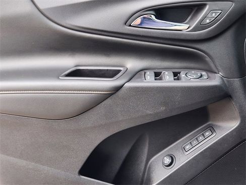 Used 2019 Chevrolet Equinox Premier image 25