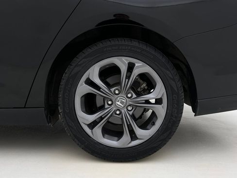 Used 2024 Honda Accord EX image 26