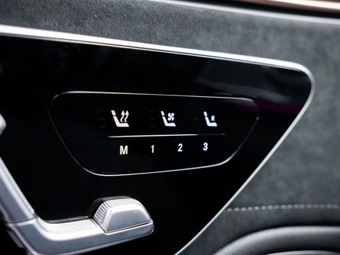 Used 2023 Mercedes-Benz EQS 450+ 4MATIC Sedan image 31