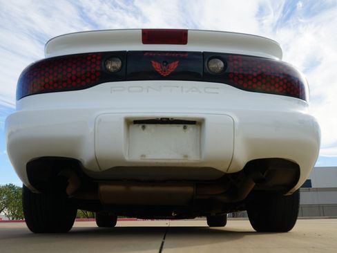 Used 1998 Pontiac Firebird Formula w/ Opt Pkg image 13