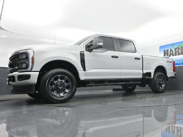New 2026 Ford F250 XL w/ STX Appearance Package AWD/4WD image 17