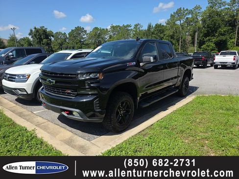 Used 2021 Chevrolet Silverado 1500 LT Trail Boss w/ Convenience Package II AWD/4WD image 1