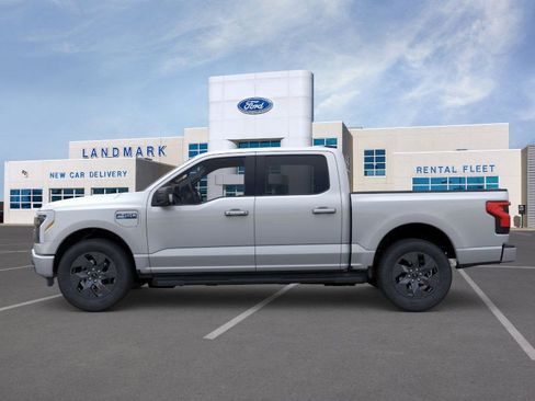 New 2025 Ford F150 Lightning Flash image 25