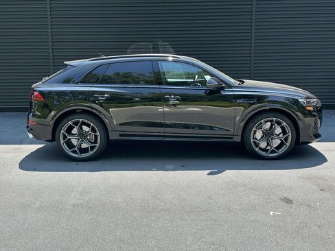 Used 2026 Audi RS Q8 performance AWD/4WD image 6