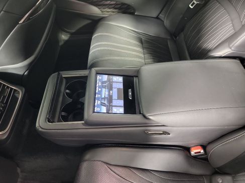 Used 2019 Lexus LS 500h AWD image 26