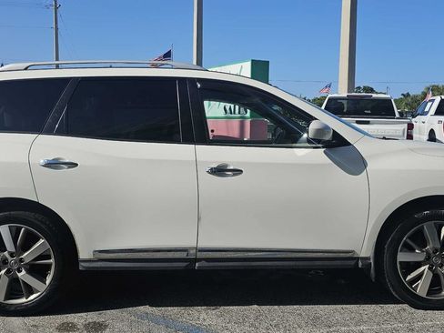 Used 2014 Nissan Pathfinder Platinum FWD image 8