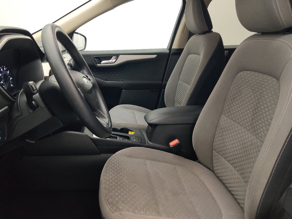 Used 2020 Ford Escape SE FWD image 17