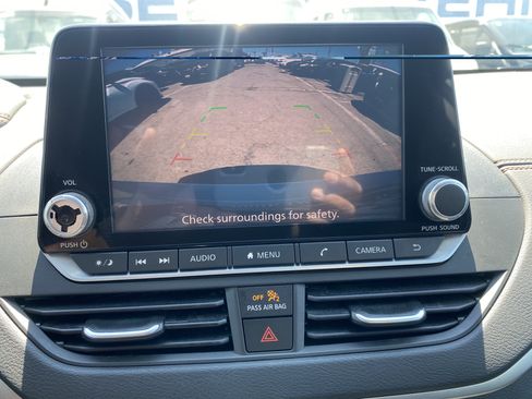 Used 2020 Nissan Altima 2.5 SR FWD image 22