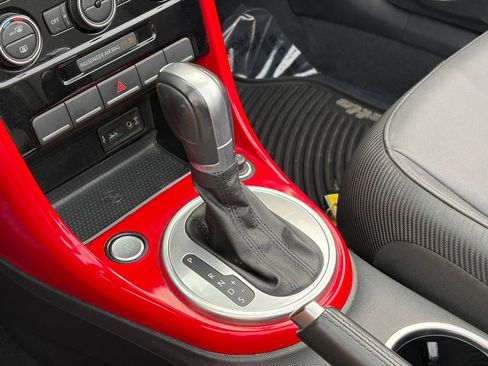 Used 2018 Volkswagen Beetle 2.0T S image 20