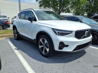 Certified 2026 Volvo XC40 B5 Plus