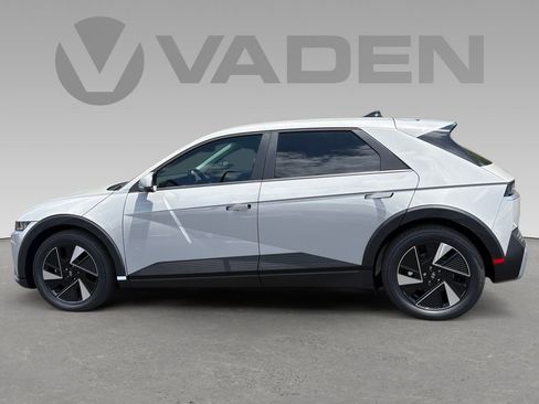 New 2026 Hyundai Ioniq 5 SEL RWD image 7