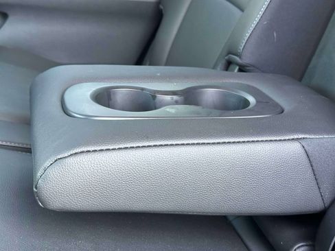 Certified 2025 Honda Passport EX-L image 12