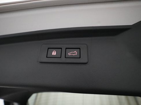Used 2023 Subaru Outback Limited AWD/4WD image 15