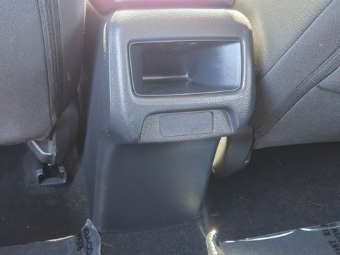 Certified 2023 Honda HR-V LX image 17