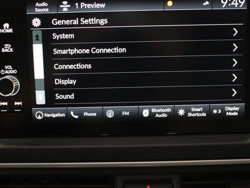 Used 2025 Honda Pilot Touring image 28