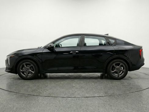 Used 2025 Kia K4 FWD image 5
