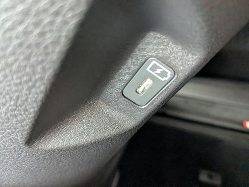 New 2026 Kia Carnival SX FWD image 19