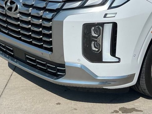 Used 2024 Hyundai Palisade Calligraphy FWD image 4