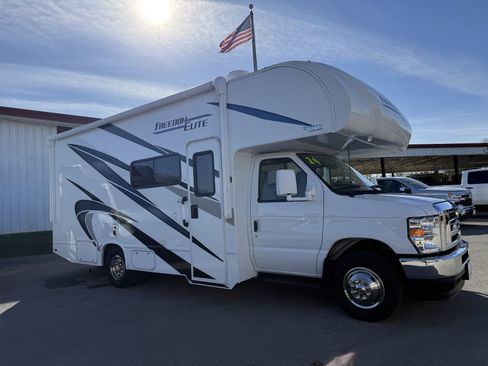 Used 2024 Ford E-350 and Econoline 350 Super Duty w/ Motorhome Prep Package image 2