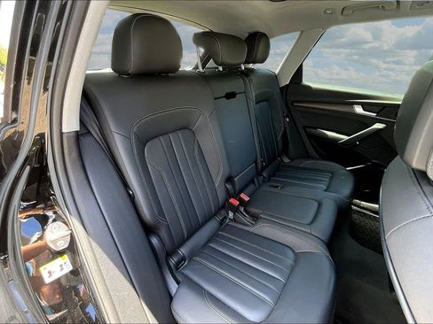 Used 2021 Audi Q5 2.0T Premium w/ Convenience Package AWD/4WD image 25