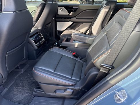 Used 2025 Lincoln Aviator Black Label w/ Jet Appearance Package image 20