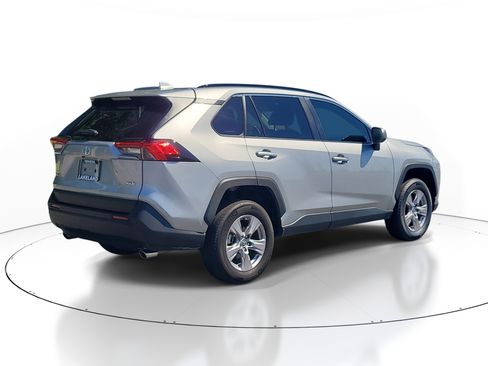Certified 2025 Toyota RAV4 XLE FWD image 7