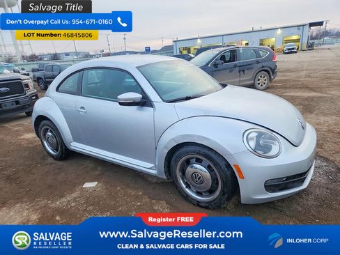 Used 2012 Volkswagen Beetle 2.5 image 5