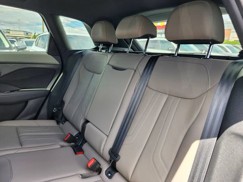 New 2026 Audi Q3 quattro 2.0T AWD/4WD image 14