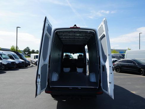 New 2026 Mercedes-Benz Sprinter 2500 image 7