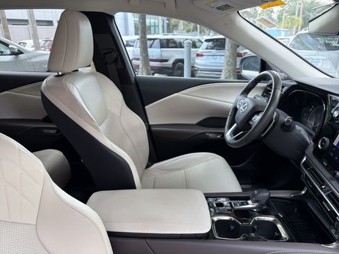 Used 2024 Lexus RX 350 FWD w/ Technology Package image 43