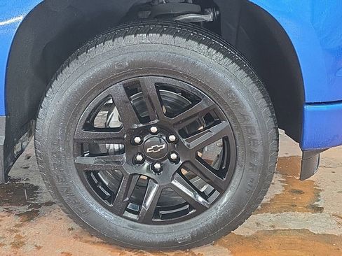 Used 2022 Chevrolet Silverado 1500 Custom image 10