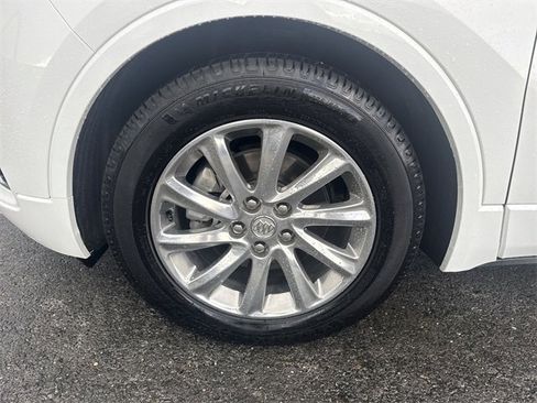 Used 2019 Buick Envision Essence image 10