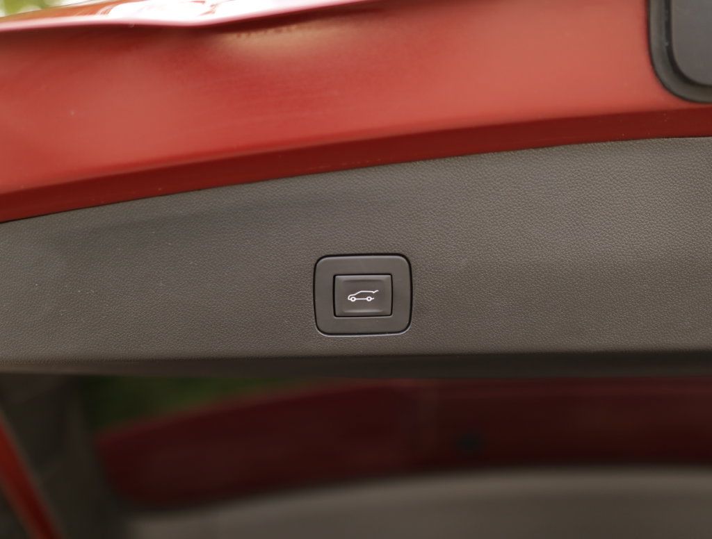 Used 2023 Buick Encore GX Select w/ Sport Touring Package FWD image 26