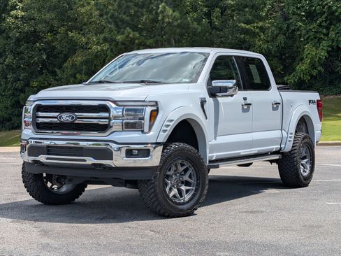 Used 2025 Ford F150 Lariat w/ Equipment Group 501A Mid AWD/4WD image 4