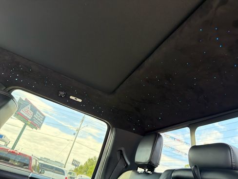 Used 2020 Ford F250 Platinum w/ FX4 Off-Road Package image 21