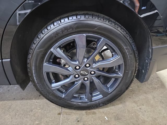 Used 2024 Chevrolet Equinox RS AWD/4WD image 35