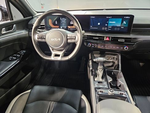 Used 2025 Kia K5 GT-Line w/ GT-Line Premium Package FWD image 9