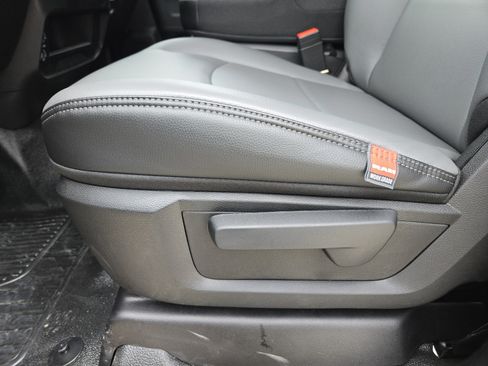 New 2026 RAM 5500 Tradesman image 18