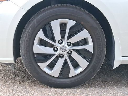 Certified 2025 Nissan Altima 2.5 S FWD image 19