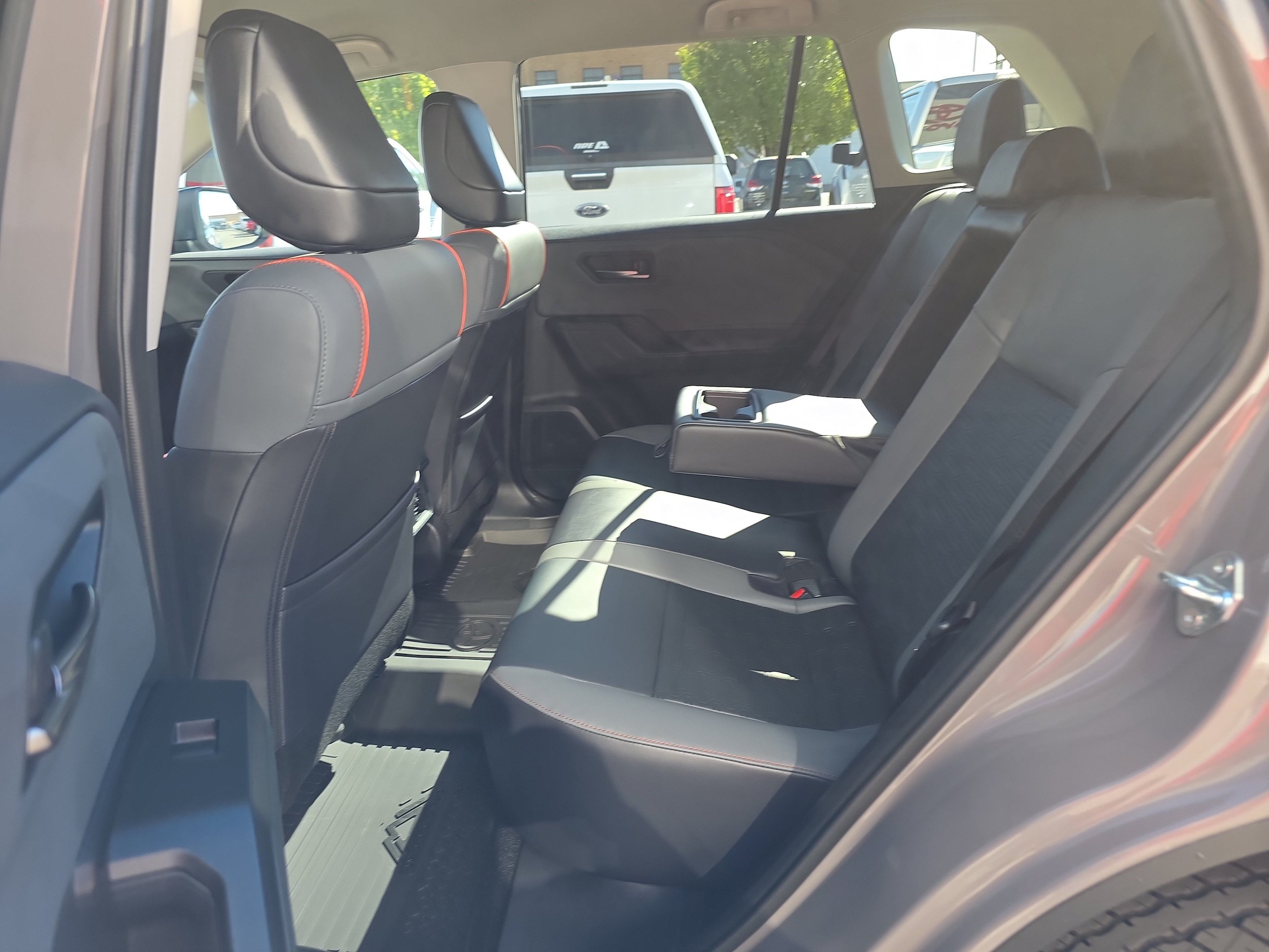 Used 2026 Toyota RAV4 AWD Plug-in Hybrid image 12