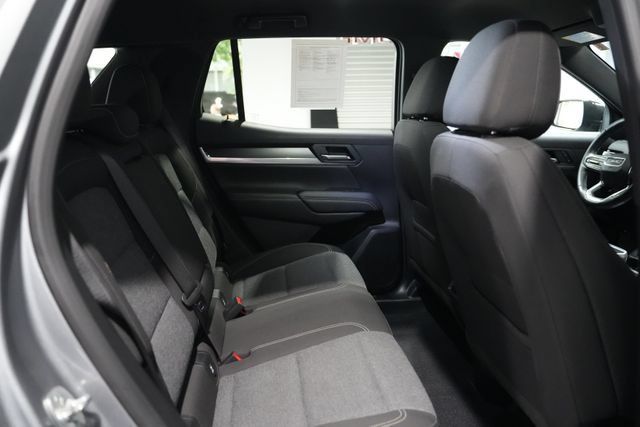 Used 2025 GMC Terrain Elevation AWD/4WD image 16