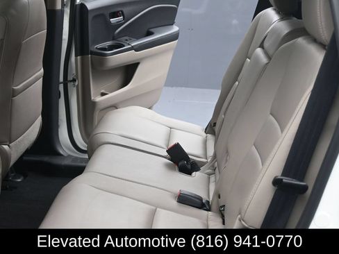 Used 2017 Honda Pilot EX-L image 19