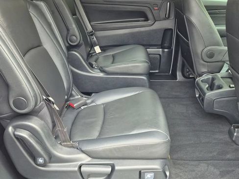 Used 2023 Honda Odyssey EX-L image 18
