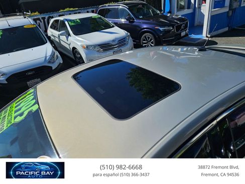 Used 2015 Ford Fusion Energi Titanium FWD image 9