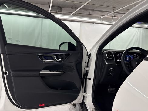 Certified 2024 Mercedes-Benz GLC 300 4MATIC image 26